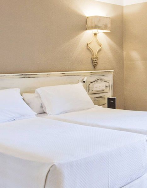 HOTEL LUZE EL TORO